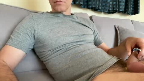 erikwant2 online show from November 1, 2025, 6:37 am