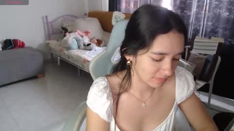 Snapshot of erina_1 chatting on March 28, 2026, 4:28 pm erina_1 online show from March 28, 2026, 4:28 pm