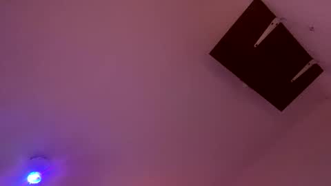 Snapshot of erixed chatting on April 21, 2026, 10:56 pm Gabs online show from April 21, 2026, 10:56 pm