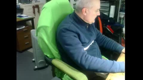 ernello online show from January 12, 2026, 6:35 pm