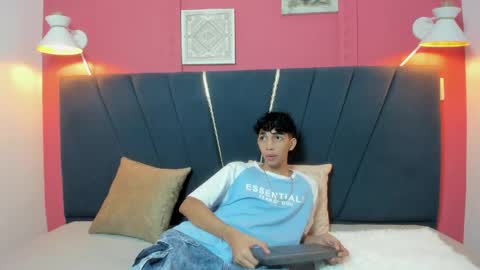Snapshot of ero_boy40 chatting on May 22, 2026, 3:24 am ero_boy40 online show from May 22, 2026, 3:24 am