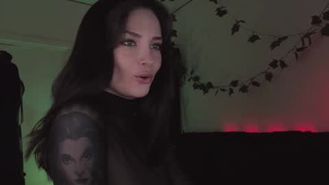 erohaze online show from February 9, 2026, 6:56 pm