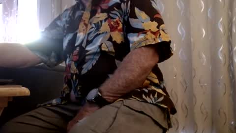 Snapshot of eros2121 chatting on July 17, 2026, 4:01 pm eros online show from July 17, 2026, 4:01 pm