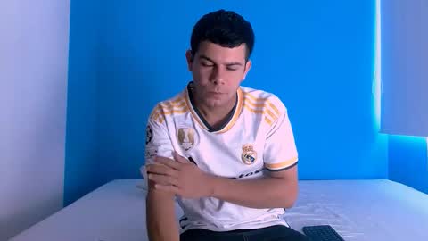 eros_drayen online show from November 5, 2025, 12:27 pm