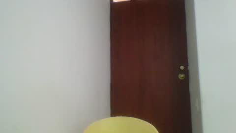 Snapshot of eross_santy chatting on June 17, 2026, 3:46 pm Eross online show from June 17, 2026, 3:46 pm
