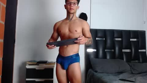 Snapshot of erosscott chatting on January 18, 2026, 1:09 am Eros online show from January 18, 2026, 1:09 am