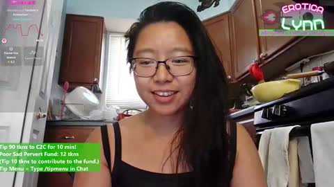 Lynn   online show from October 23, 2025, 7:12 pm