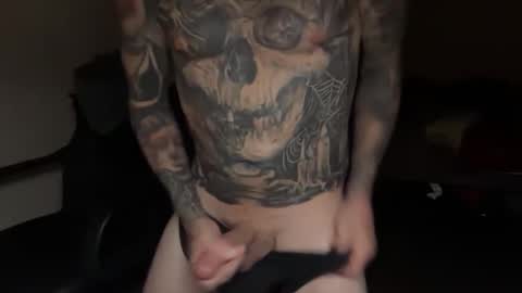 Snapshot of eroticcloseups chatting on December 1, 2025, 2:27 am Erotic CloseUps online show from December 1, 2025, 2:27 am