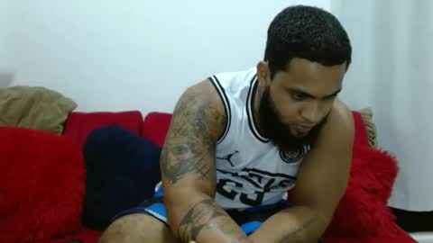 Snapshot of eroticoblack chatting on September 30, 2025, 2:27 am Eroticoblack online show from September 30, 2025, 2:27 am