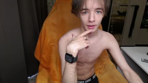 Snapshot of ervi_ chatting on May 5, 2026, 11:29 am ERV1II online show from May 5, 2026, 11:29 am