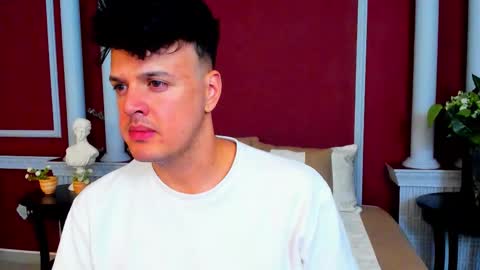 eryxmarlowe_ online show from October 18, 2025, 2:36 am