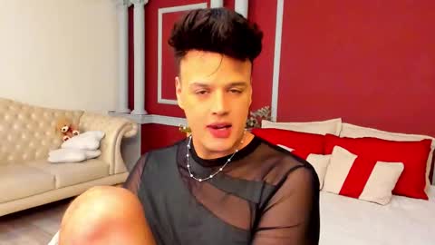 eryxmarlowe_ online show from October 25, 2025, 12:07 am