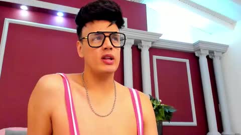 eryxmarlowe_ online show from October 31, 2025, 2:01 am