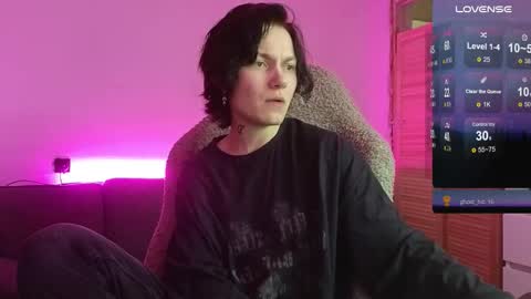 esajukyy online show from January 9, 2026, 2:42 pm