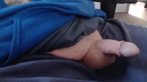 Snapshot of esfultz69 chatting on January 28, 2025, 7:10 pm esfultz69 online show from January 28, 2025, 7:10 pm