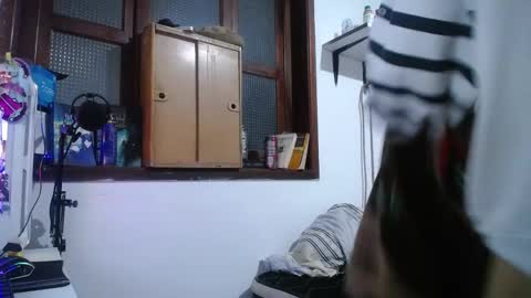 Esteban online show from December 16, 2024, 2:36 am