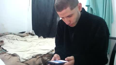 Esteban online show from September 15, 2025, 12:38 pm