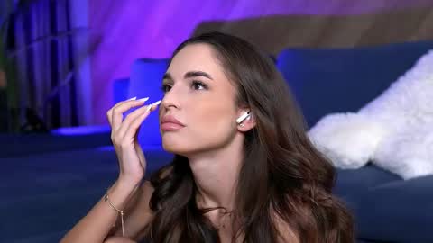 Raluca  online show from September 26, 2025, 11:42 pm