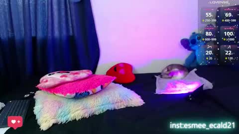 Esme Caldwel online show from November 17, 2025, 6:24 pm