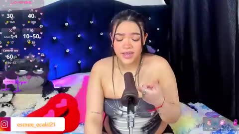 Esme Caldwel online show from July 18, 2026, 5:50 pm