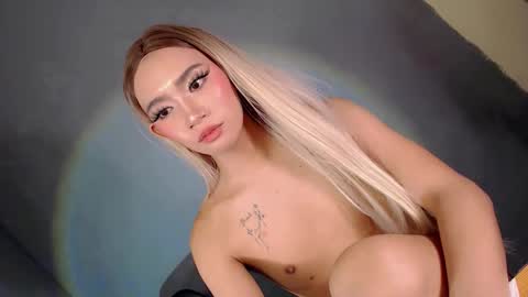 Snapshot of esmeralda28x chatting on April 26, 2026, 8:50 pm esmeralda28x online show from April 26, 2026, 8:50 pm