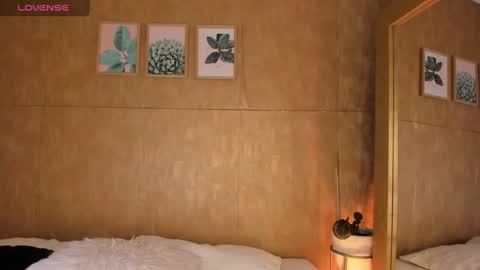 Esmeralda G online show from March 7, 2025, 4:33 pm