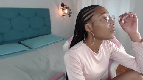 esmeralda_bk online show from January 22, 2025, 3:51 pm