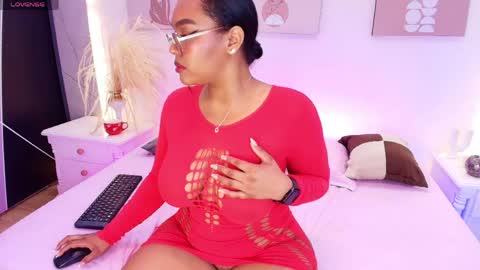 Snapshot of esmeralda_duarte chatting on April 27, 2026, 3:59 am esmeralda online show from April 27, 2026, 3:59 am