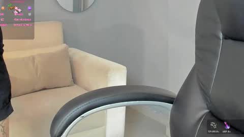 Esmeralda Grace  online show from September 15, 2025, 1:49 am