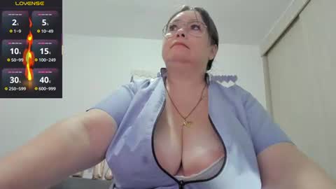 Esmeralda online show from July 23, 2026, 1:58 am