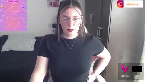 Xbebetax online show from December 3, 2024, 7:44 pm