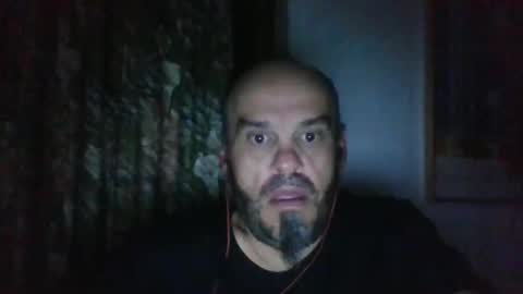 Snapshot of essensualelf chatting on September 23, 2025, 10:07 am Essensual Elf online show from September 23, 2025, 10:07 am