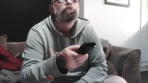 Snapshot of essex_dilf chatting on January 5, 2025, 9:25 pm dont ask to pm me your probably fake online show from January 5, 2025, 9:25 pm