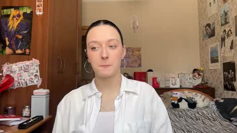 Snapshot of estaluckie chatting on March 4, 2026, 4:40 am Palmer online show from March 4, 2026, 4:40 am