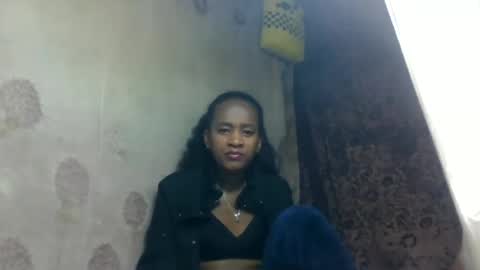 Snapshot of estancelee chatting on June 19, 2026, 8:18 am estancelee online show from June 19, 2026, 8:18 am
