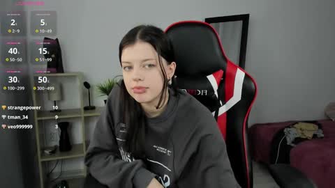 esteria online show from December 6, 2024, 3:08 am