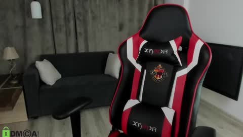 esteria online show from December 20, 2024, 10:54 pm