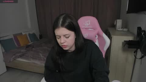 esteria online show from January 7, 2025, 4:08 am