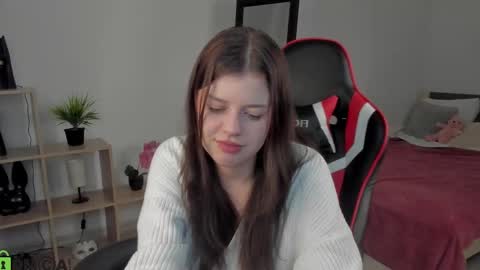 esteria online show from January 25, 2025, 3:52 pm