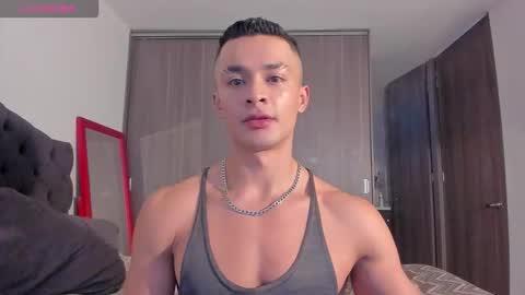 Snapshot of esteban_stud97 chatting on October 8, 2025, 9:23 pm Esteban Stud online show from October 8, 2025, 9:23 pm