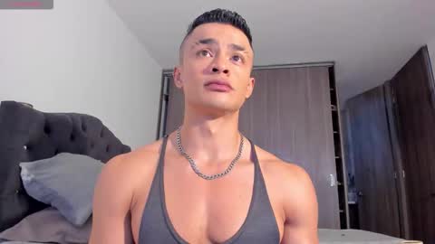 Snapshot of esteban_stud97 chatting on October 31, 2025, 9:16 pm Esteban Stud online show from October 31, 2025, 9:16 pm