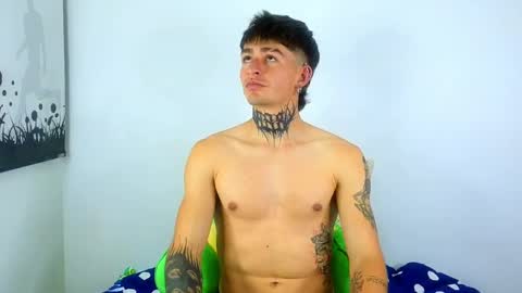 Snapshot of estebanchar_ chatting on March 1, 2025, 1:53 am Esteban independent model online show from March 1, 2025, 1:53 am