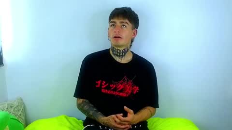 Snapshot of estebanchar_ chatting on March 11, 2025, 3:12 pm Esteban independent model online show from March 11, 2025, 3:12 pm