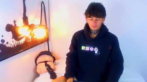 Snapshot of estebanchar_ chatting on September 16, 2025, 10:16 am Esteban independent model online show from September 16, 2025, 10:16 am