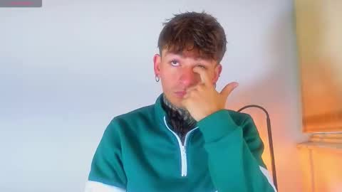 Snapshot of estebanchar_ chatting on October 21, 2025, 11:00 am Esteban independent model online show from October 21, 2025, 11:00 am