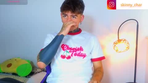 Snapshot of estebanchar_ chatting on November 6, 2025, 12:39 pm Esteban independent model online show from November 6, 2025, 12:39 pm