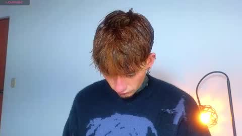 Snapshot of estebanchar_ chatting on November 28, 2025, 10:18 am Esteban independent model online show from November 28, 2025, 10:18 am