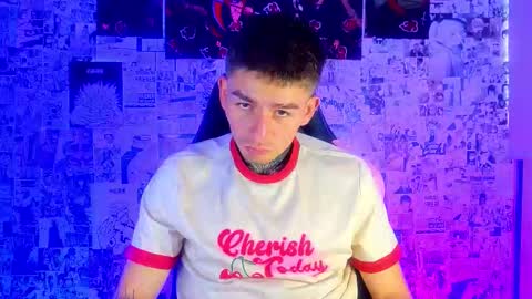 Esteban independent model online show from March 18, 2026, 1:03 pm