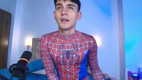 Esteban online show from September 30, 2025, 1:27 pm