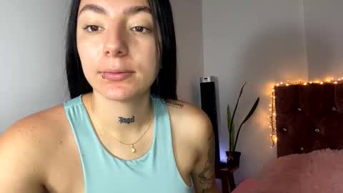 Snapshot of estefa1 chatting on March 2, 2026, 5:42 pm estefa1 online show from March 2, 2026, 5:42 pm